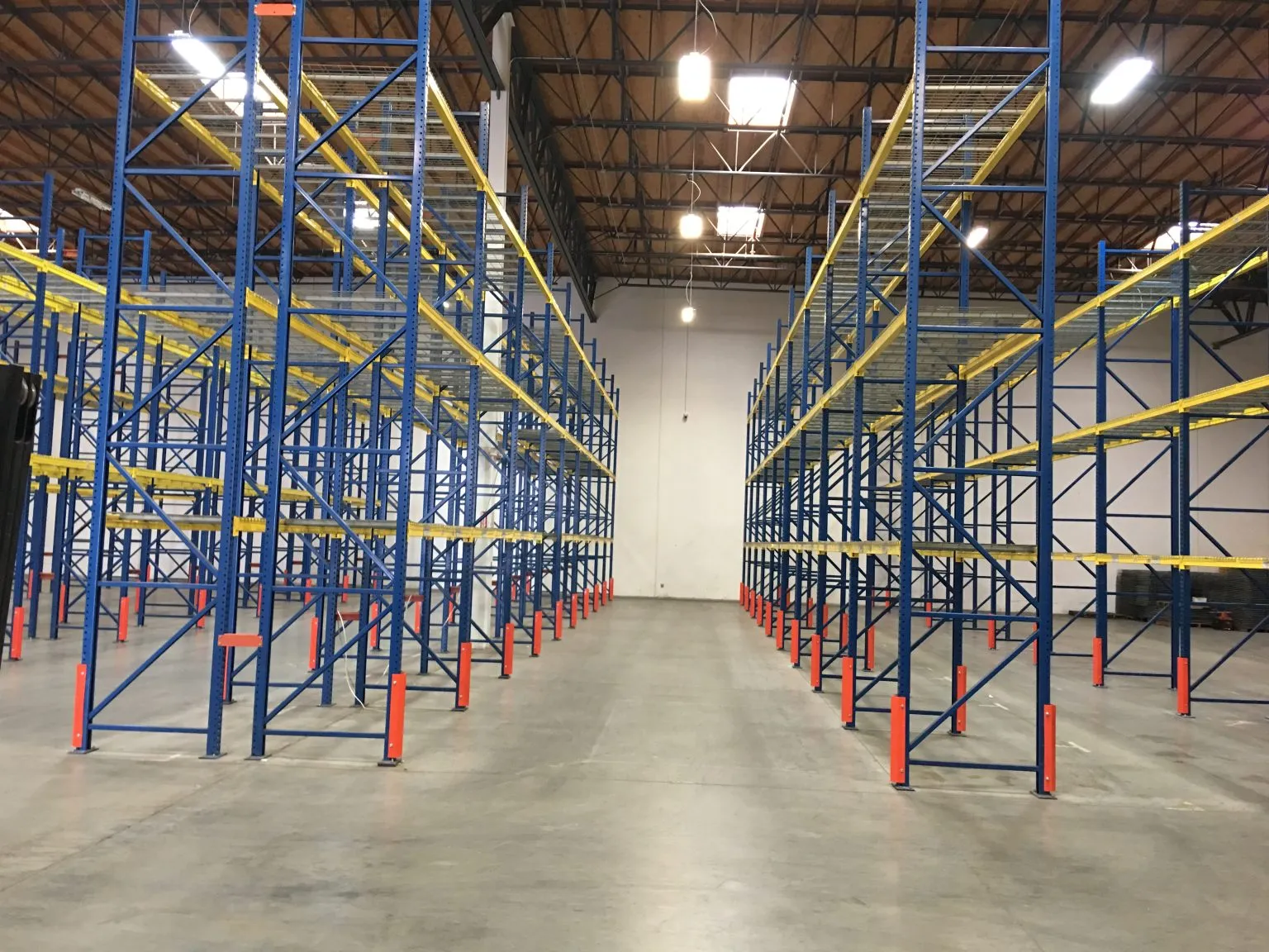 Teardrop Pallet Rack